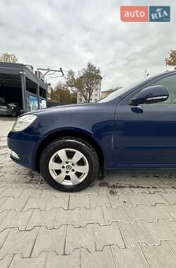 Skoda Octavia  2012
