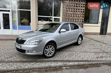 Skoda Octavia  2011