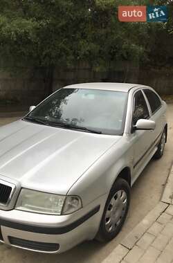 Skoda Octavia  2005
