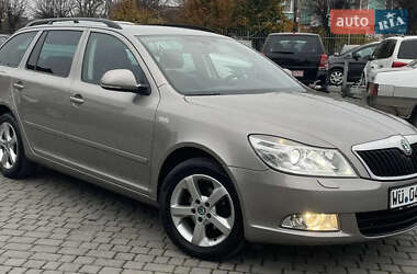 Skoda Octavia  2011