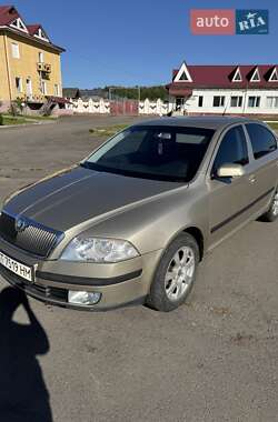 Skoda Octavia  2004