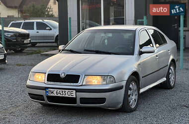 Skoda Octavia  2004