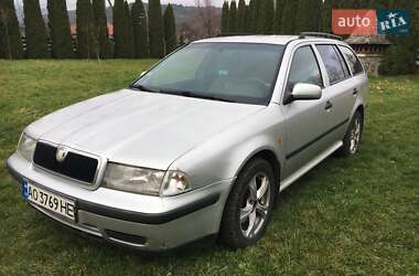 Skoda Octavia  1999