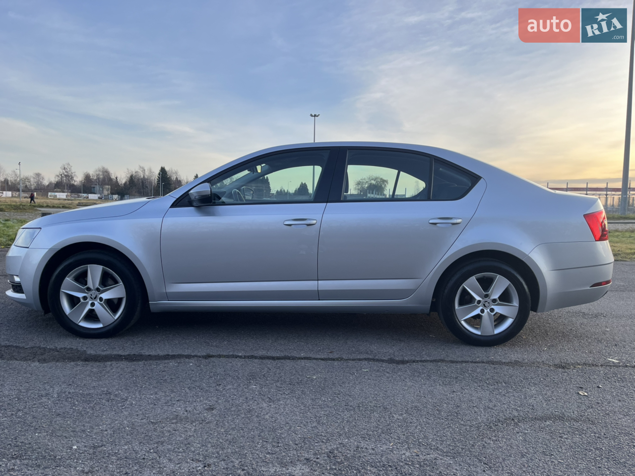 2017 Skoda Octavia - мініатюра 3