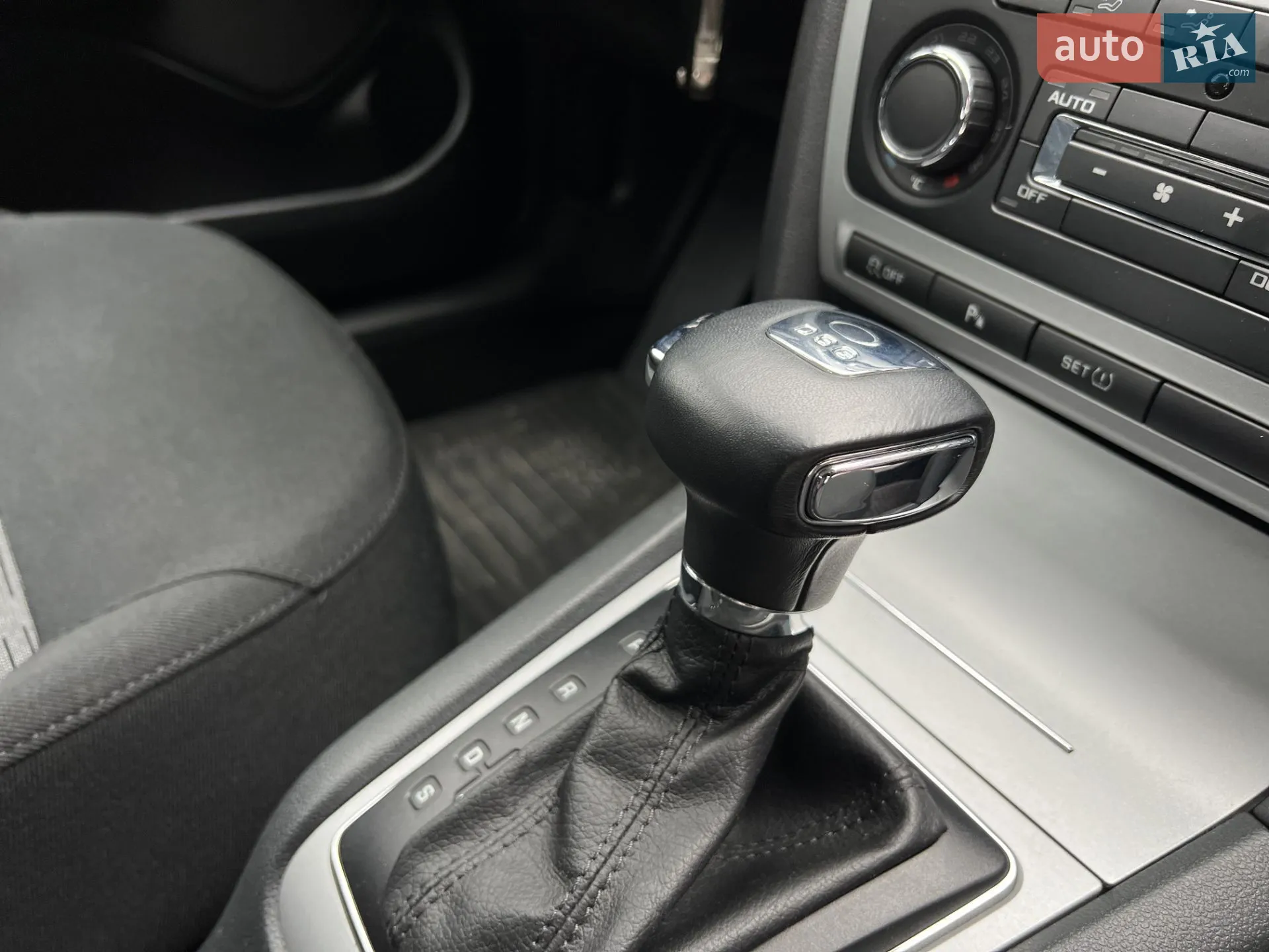 Skoda Octavia 2012 VIN TMBHK61Z8D2019709 фото оголошення 27 з 46