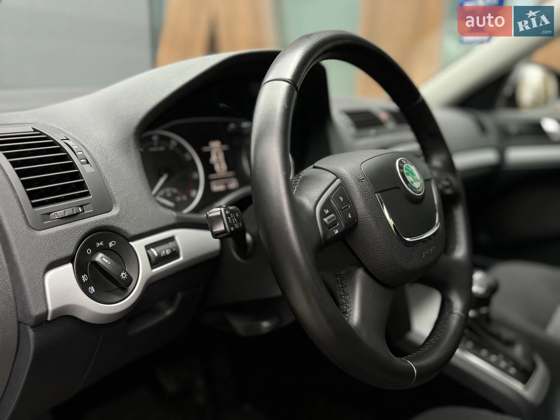 Skoda Octavia 2012 VIN TMBHK61Z8D2019709 фото оголошення 42 з 46