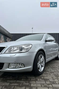 Skoda Octavia  2010