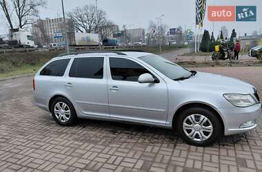 Skoda Octavia  2011
