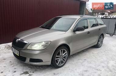 Skoda Octavia  2010