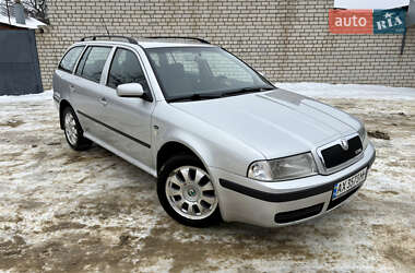 Skoda Octavia  2003