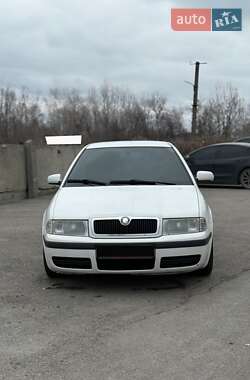 Skoda Octavia  2003