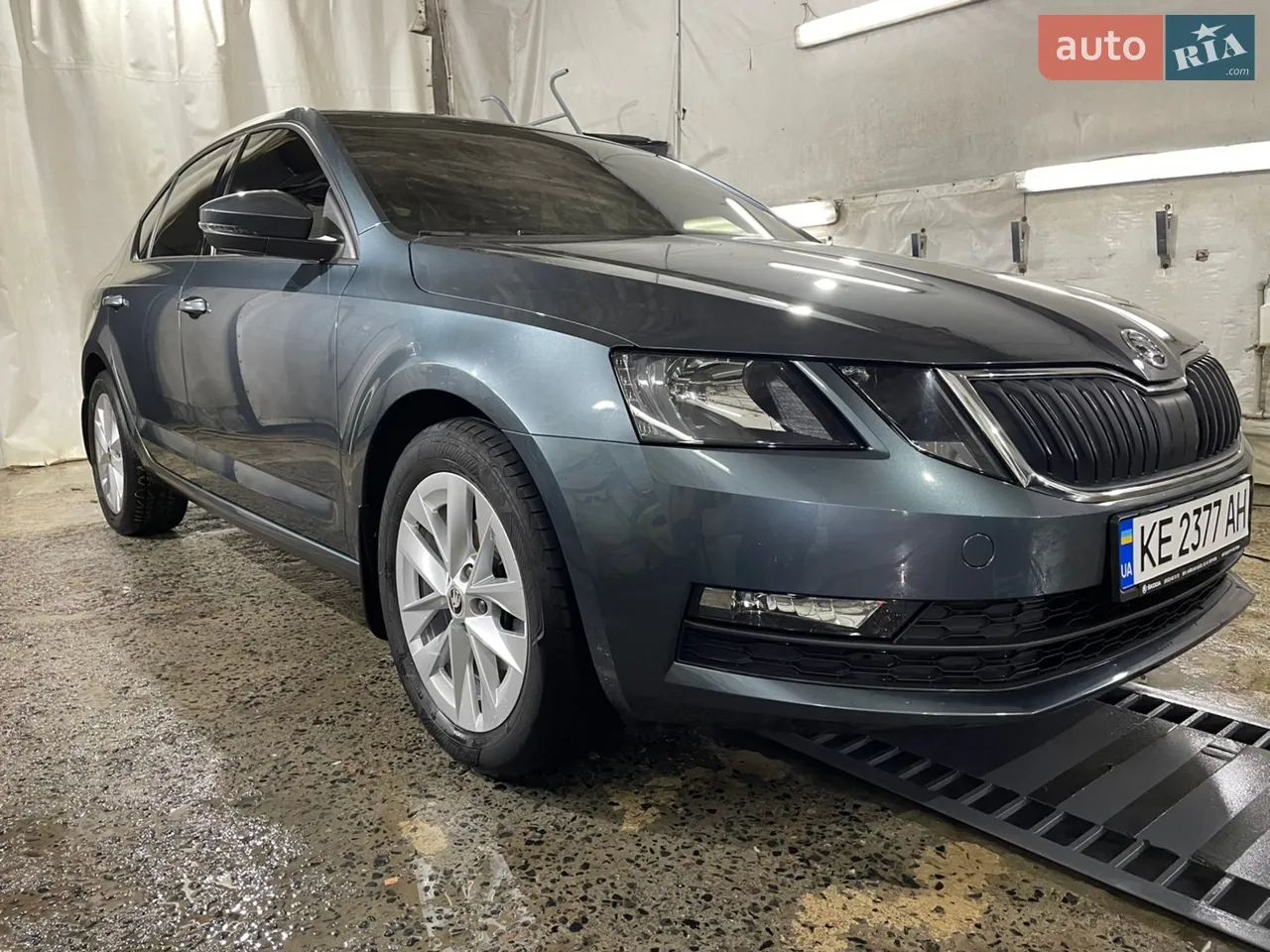 2017 Skoda Octavia - мініатюра 2