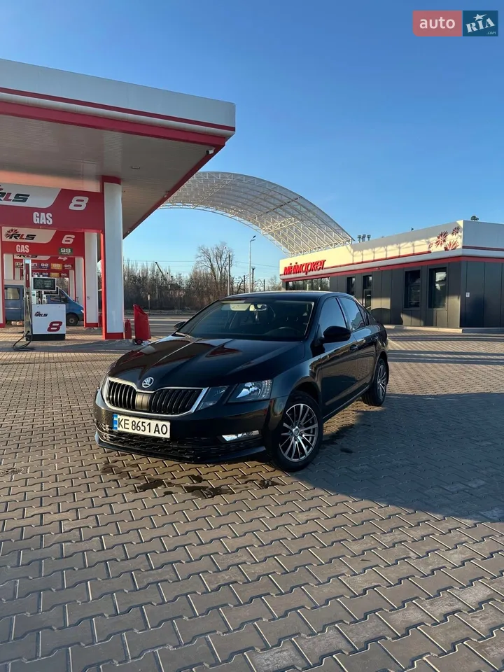 2017 Skoda Octavia - фото 1