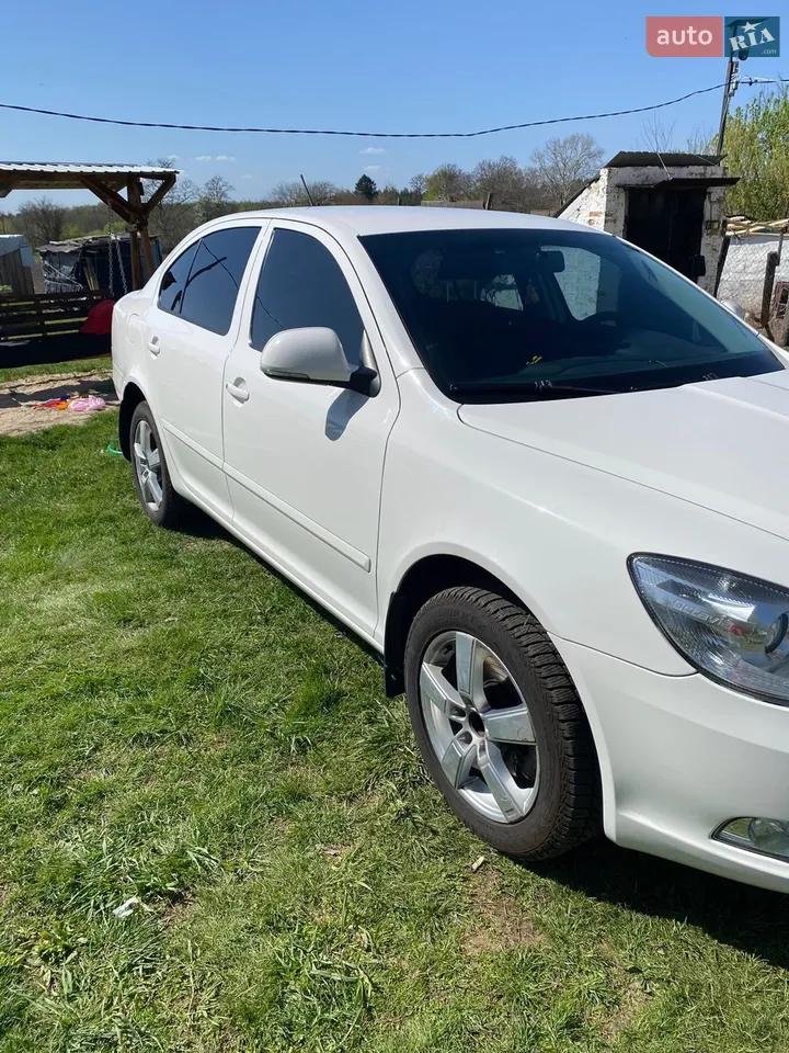 2011 Skoda Octavia - фото 1