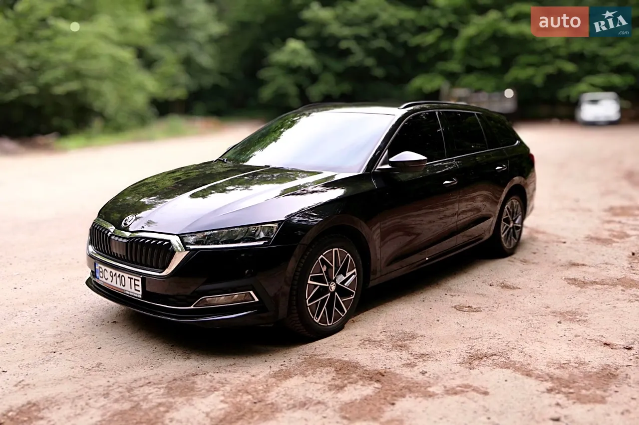 2022 Skoda Octavia - фото 1