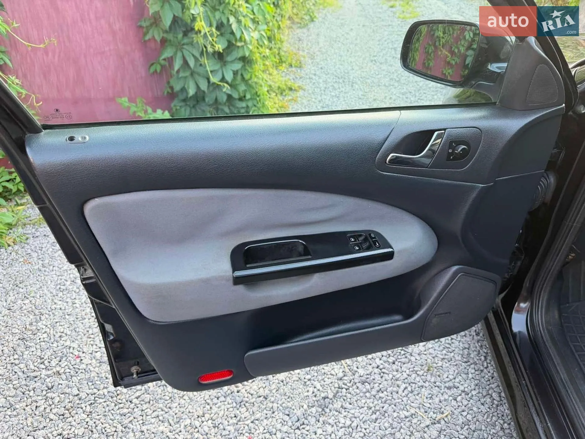 Skoda Octavia 2005 VIN TMBDX41U768852488 фото оголошення 34 з 45