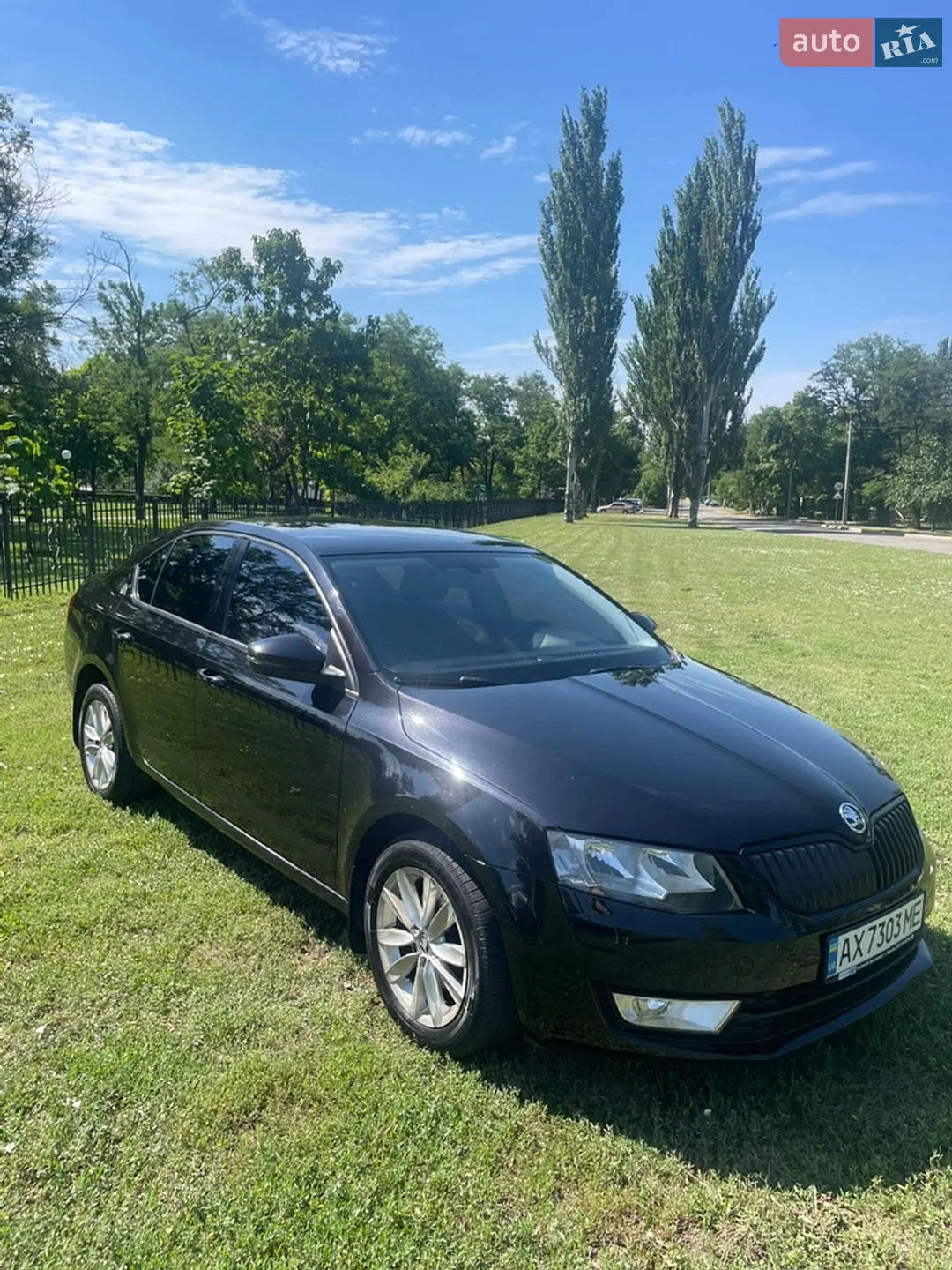 Skoda Octavia 2014 VIN TMBAC2NEXEB009456 фото оголошення 2 з 5