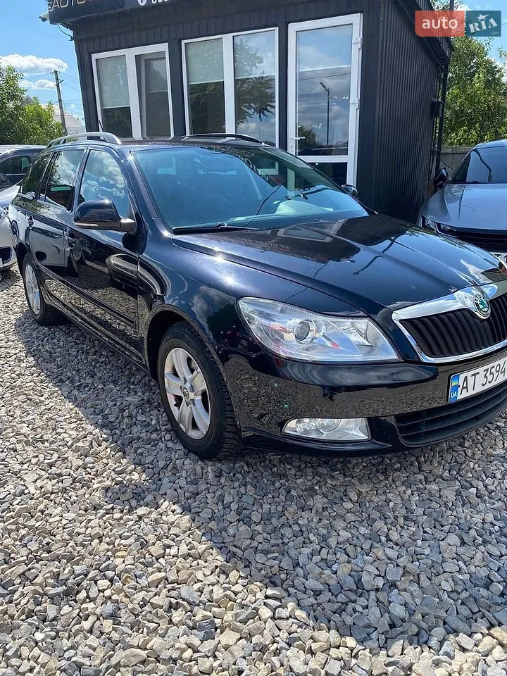 2011 Skoda Octavia - мініатюра 2