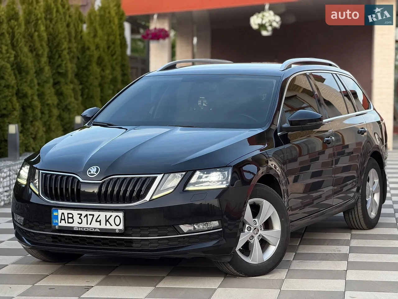 2018 Skoda Octavia - фото 1