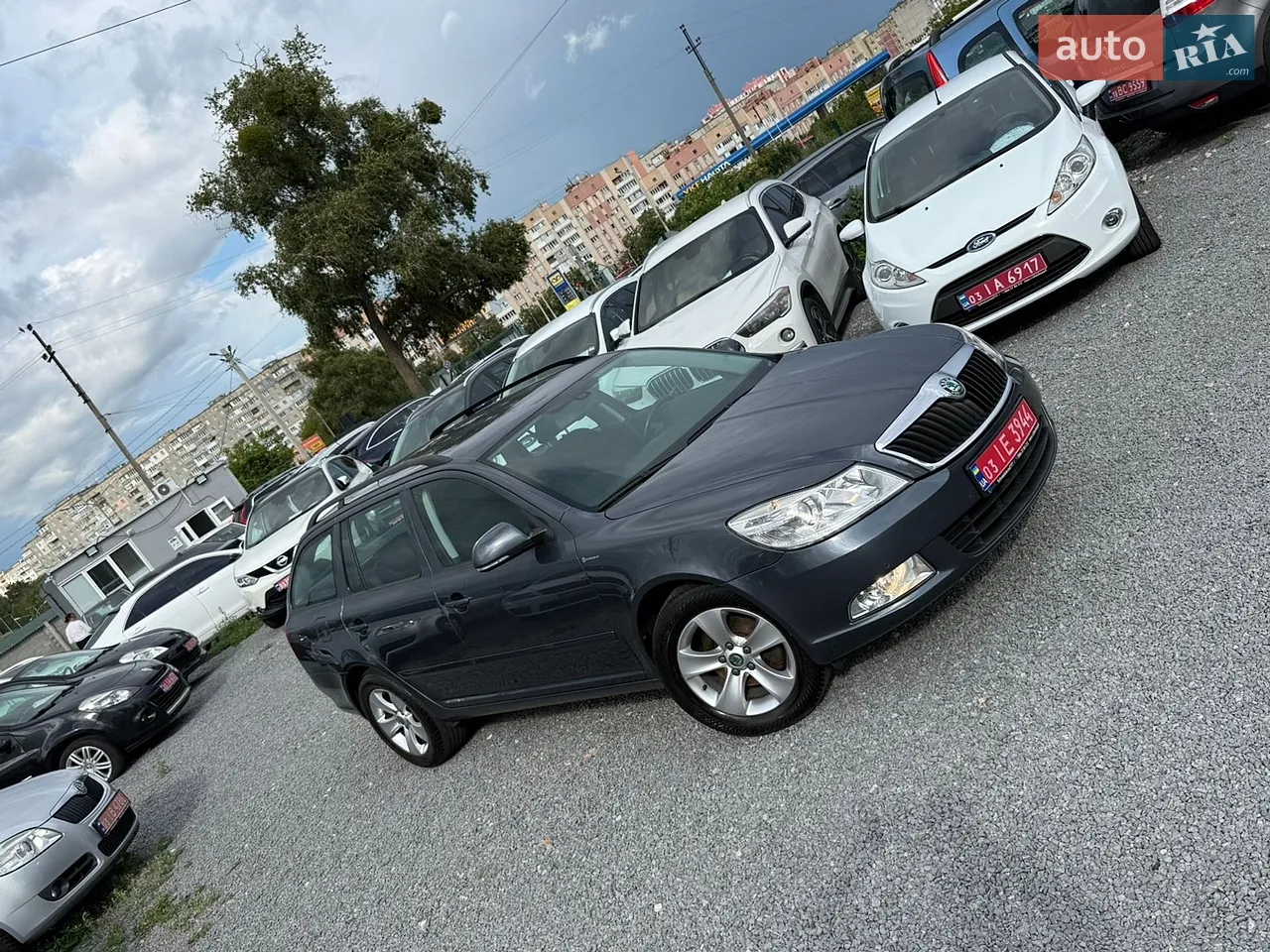 2011 Skoda Octavia - фото 1
