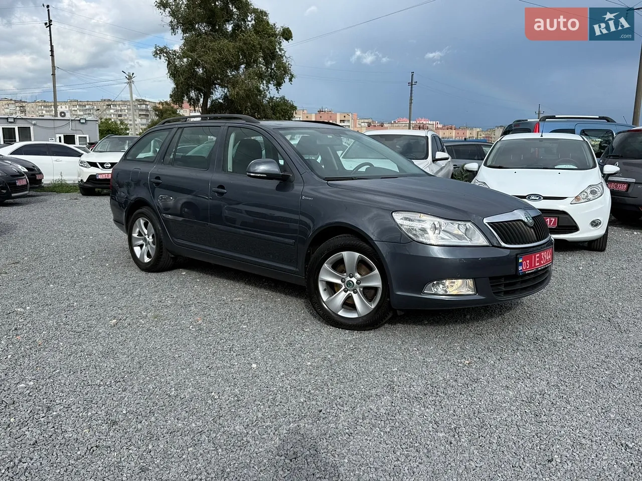 2011 Skoda Octavia - мініатюра 2