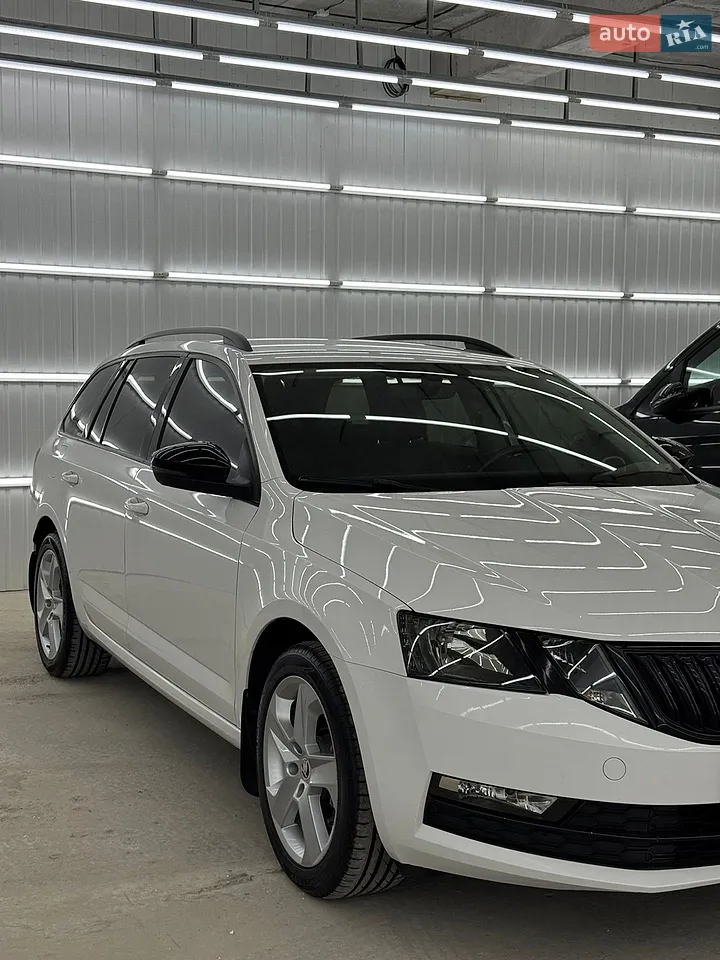 2017 Skoda Octavia - мініатюра 2