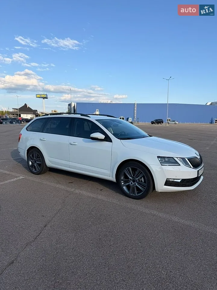 2019 Skoda Octavia - мініатюра 3