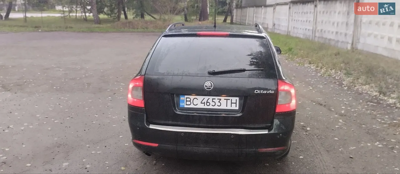 2012 Skoda Octavia - мініатюра 2