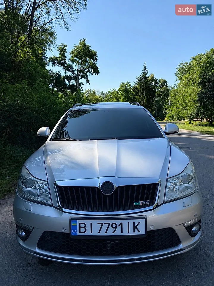 2010 Skoda Octavia - фото 1