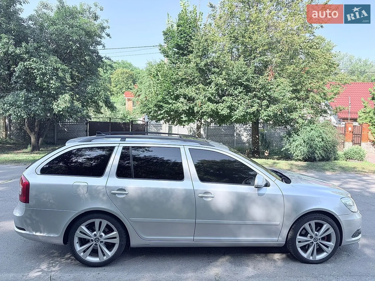 2010 Skoda Octavia - мініатюра 4