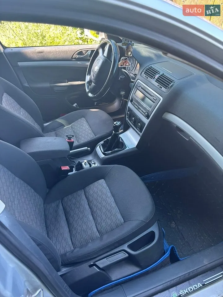 2011 Skoda Octavia - мініатюра 3