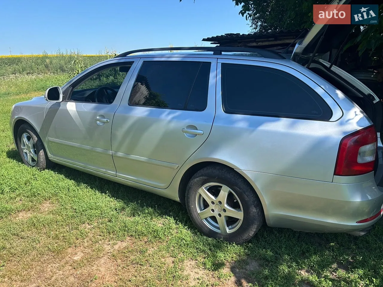 2011 Skoda Octavia - мініатюра 2