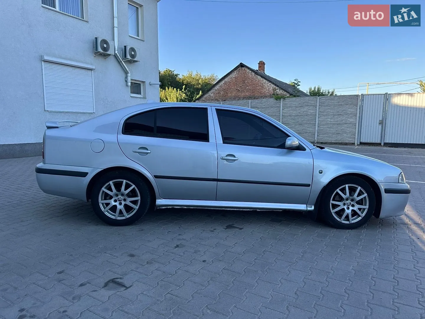 Skoda Octavia 2008 VIN TMBDL41U28B016542 фото оголошення 4 з 18
