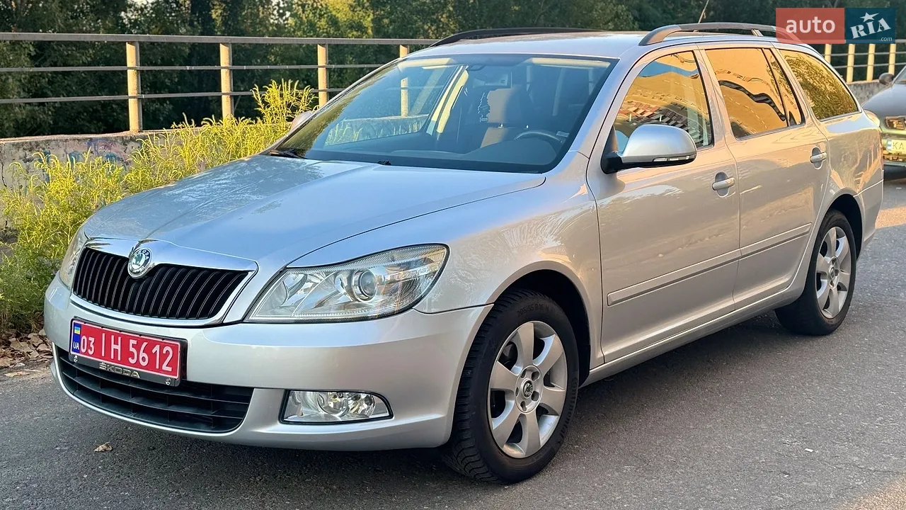 2010 Skoda Octavia - мініатюра 4
