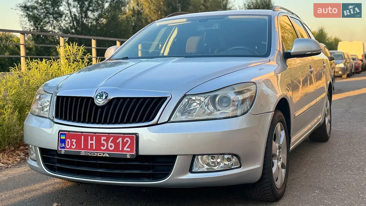 2010 Skoda Octavia - мініатюра 5