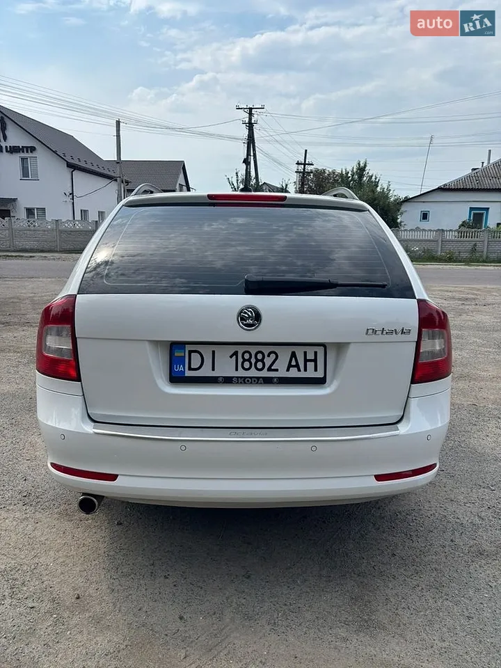 2011 Skoda Octavia - мініатюра 4