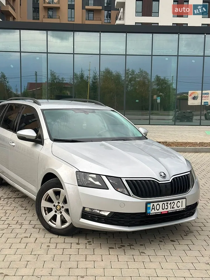 2017 Skoda Octavia - мініатюра 4