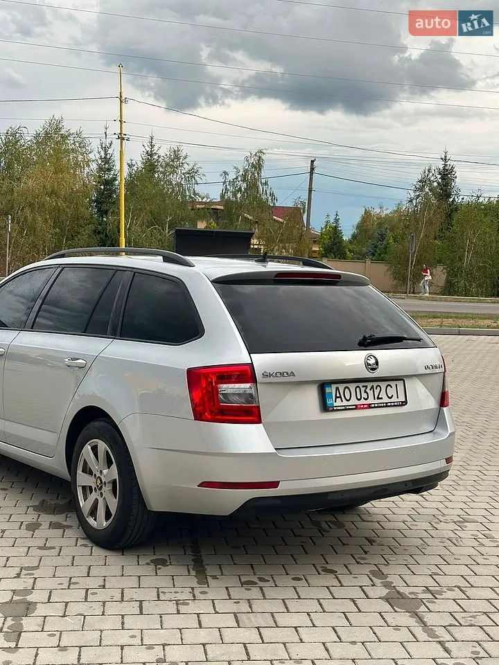 2017 Skoda Octavia - мініатюра 5