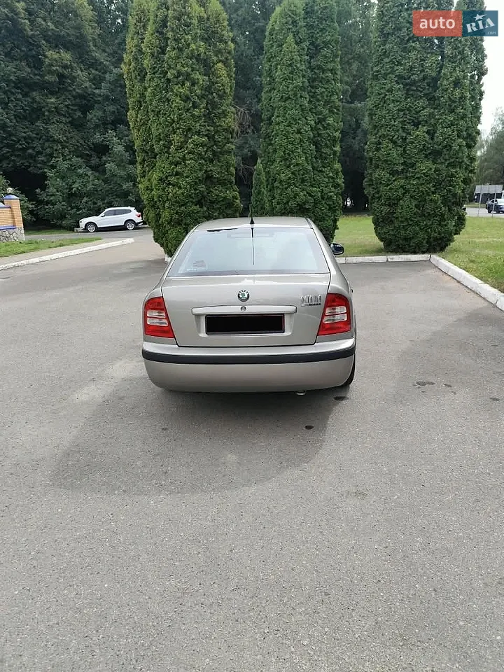 2010 Skoda Octavia - мініатюра 5