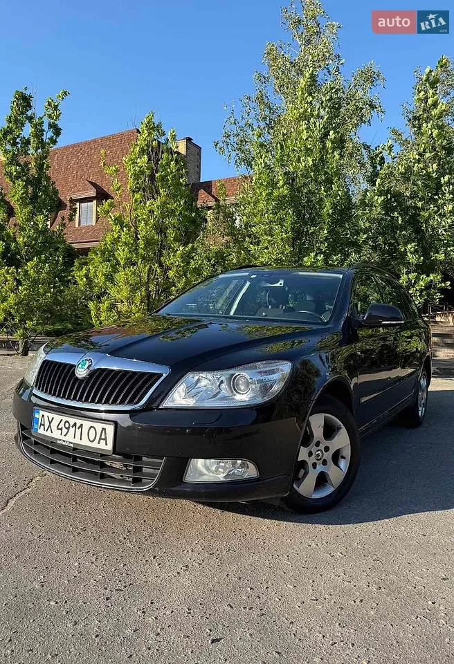 2011 Skoda Octavia - фото 1