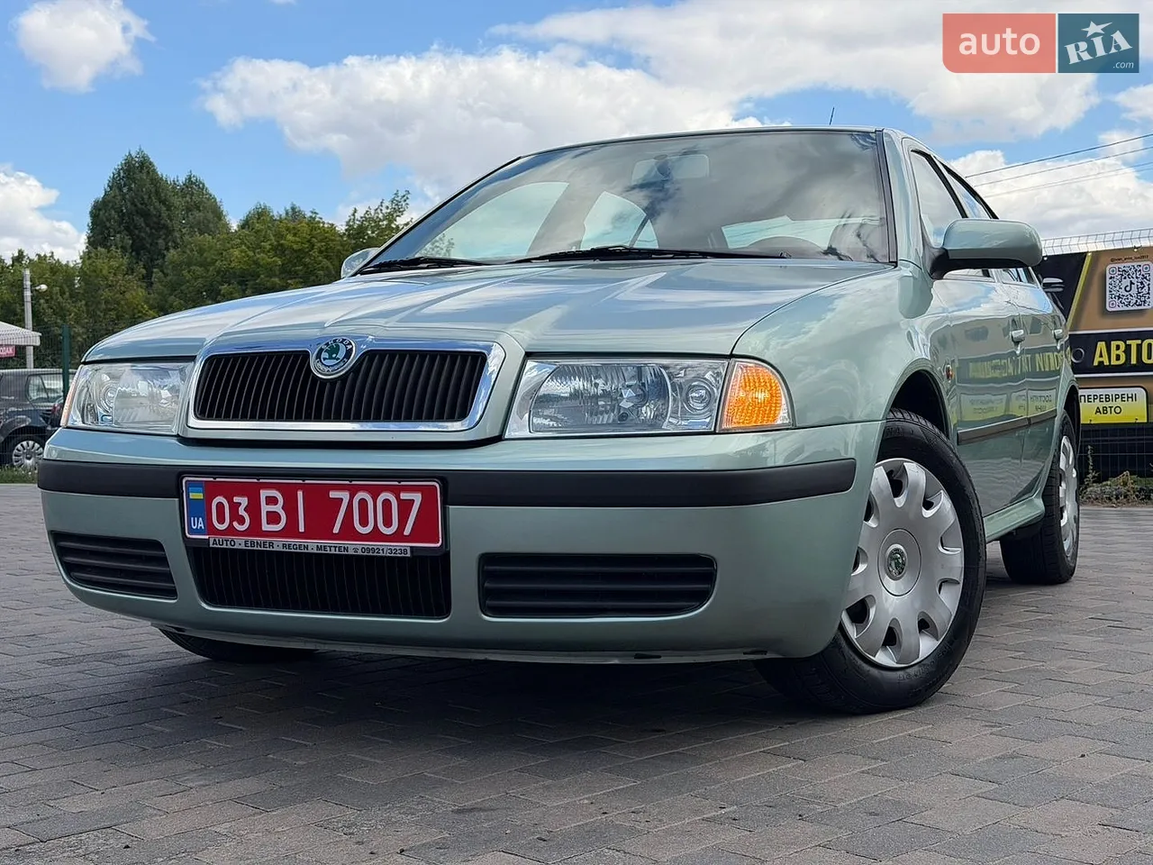 2010 Skoda Octavia - мініатюра 5