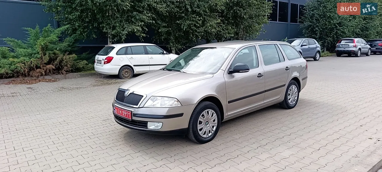 2011 Skoda Octavia - фото 1
