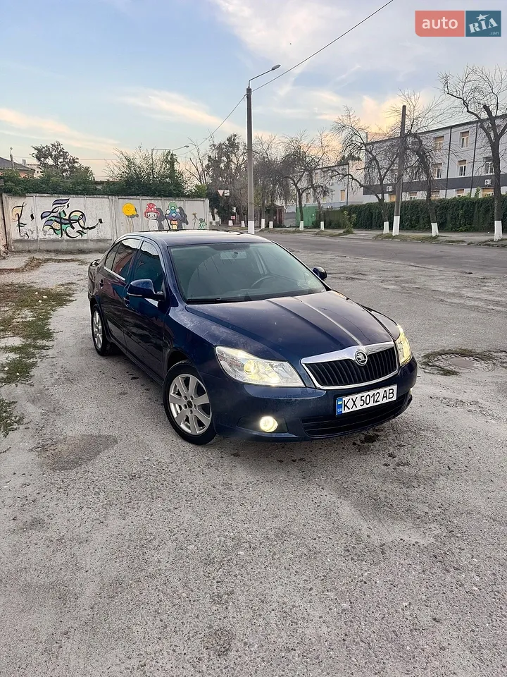 2011 Skoda Octavia - мініатюра 2