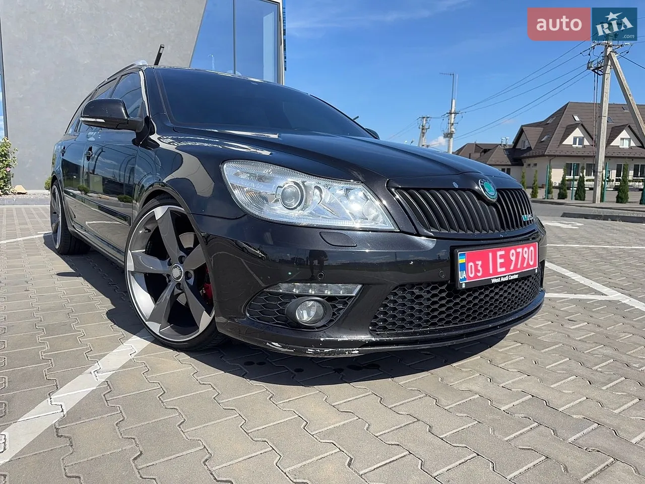 2011 Skoda Octavia - мініатюра 3