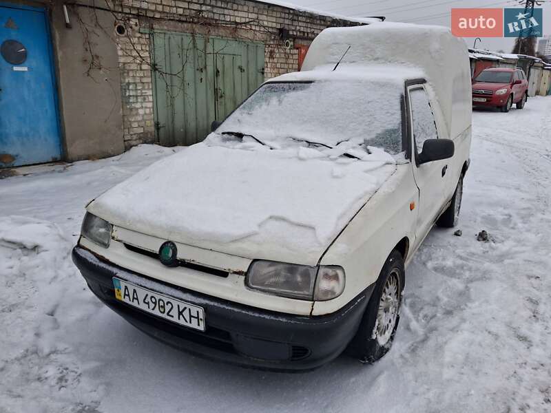 Легковые Skoda Pickup