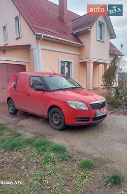 Skoda Praktik  2008