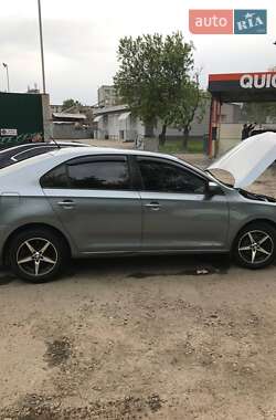 Skoda Rapid  2013