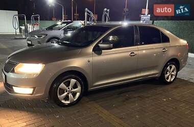 Skoda Rapid  2013