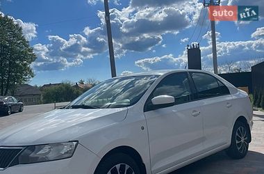 Skoda Rapid  2013