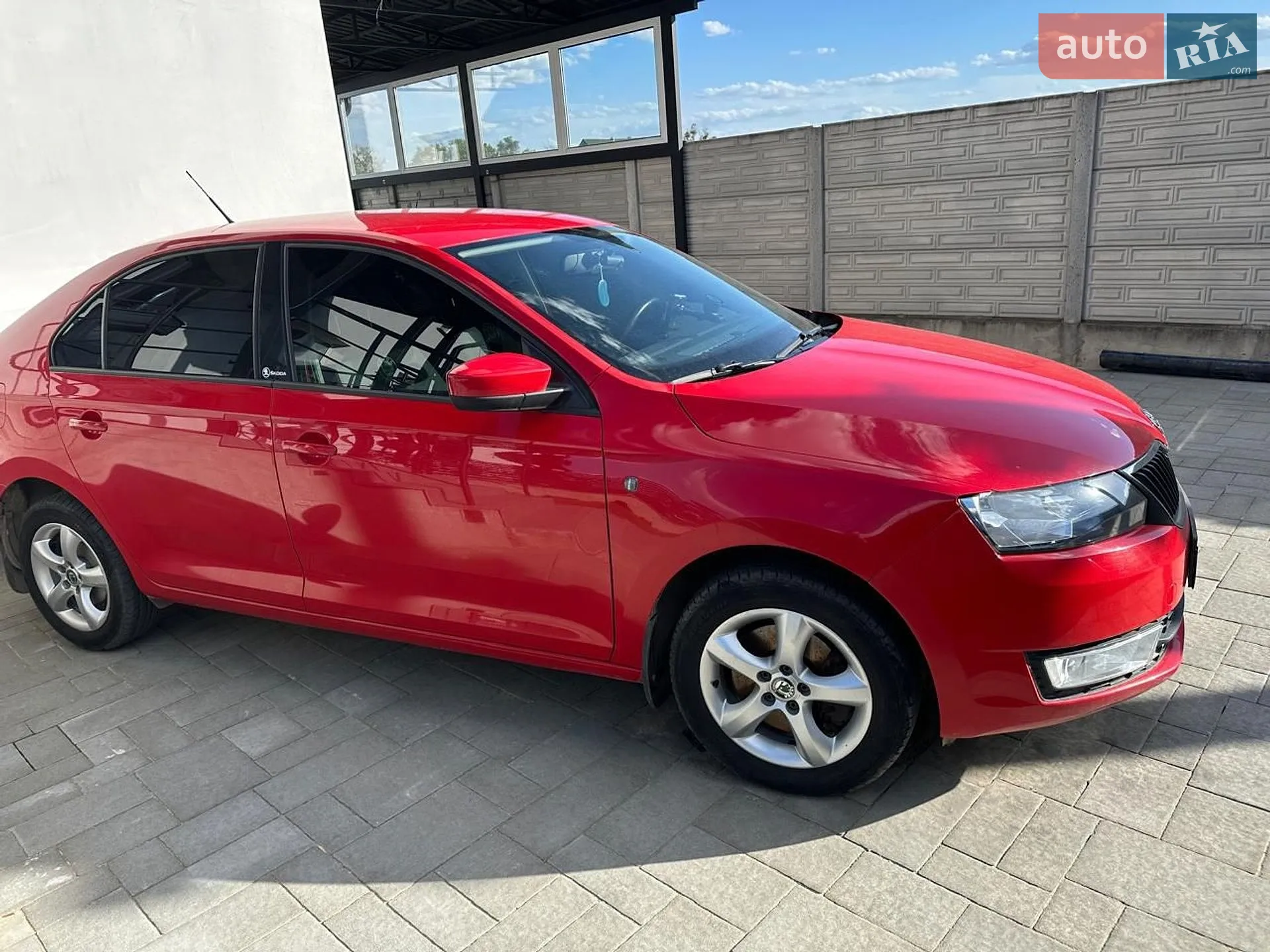 Skoda Rapid 2015 VIN TMBAN2NH8FB100408 фото оголошення 6 з 29